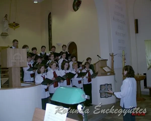 rotunda 2001 18