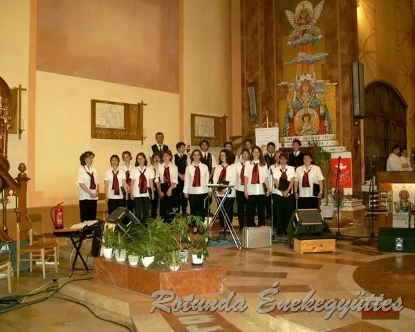 rotunda 2001 05 27