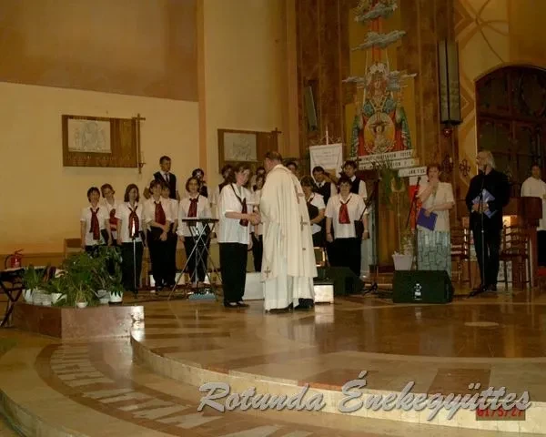 rotunda 2001 05 27