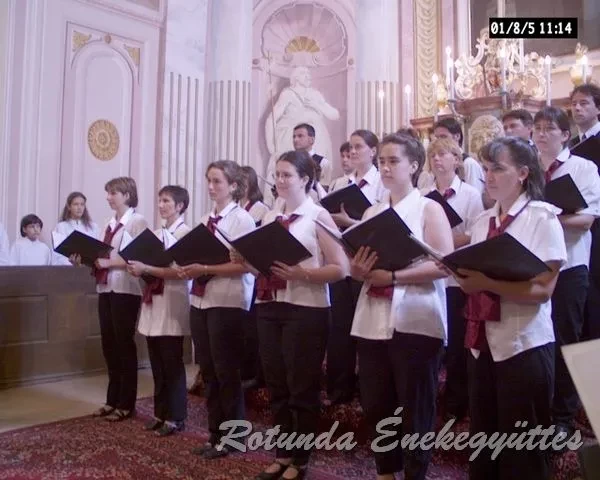 rotunda 2001 08 mv