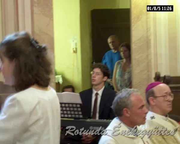 rotunda 2001 08 mv