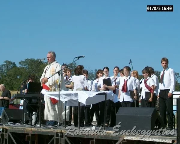 rotunda 2001 08 mv