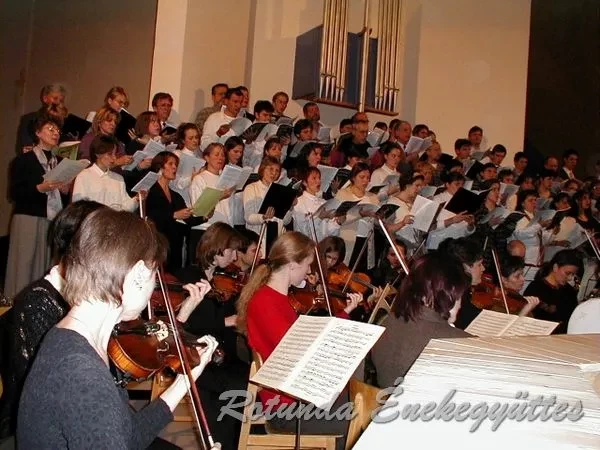 rotunda 2001 11 10