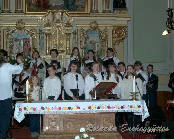 rotunda 2002 04 06
