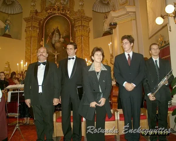 rotunda 2002 10 06
