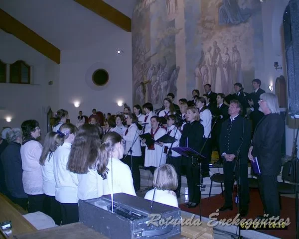 rotunda 2002 01