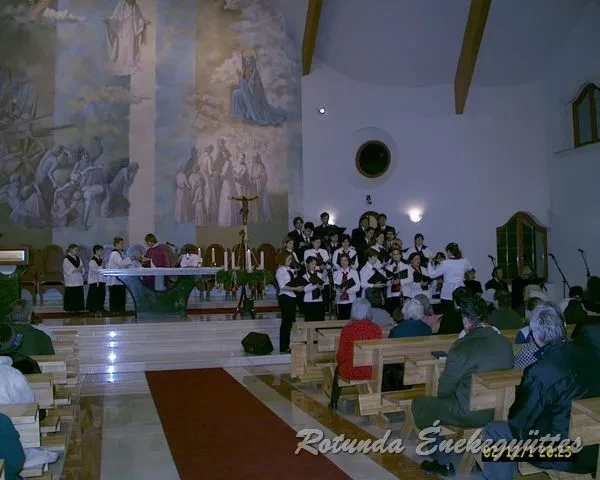 rotunda 2002 12 01