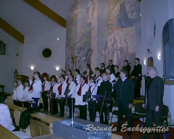 rotunda 2002 12 01