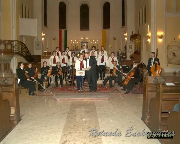 rotunda 2003 04 05