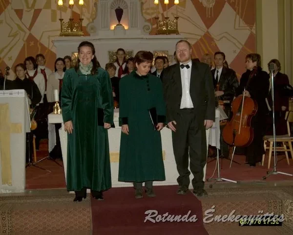 rotunda 2003 04 06