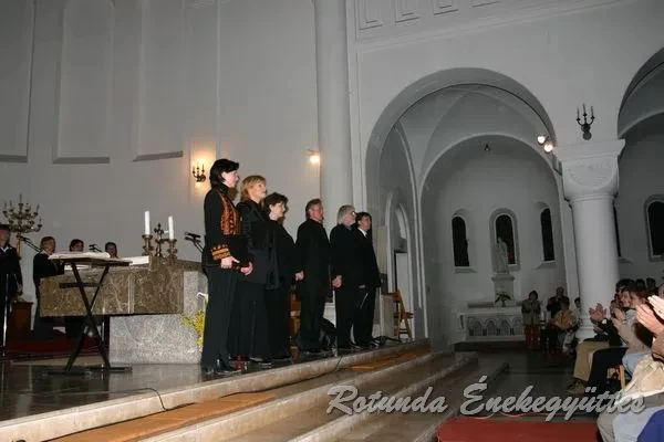 rotunda 2005 04 08