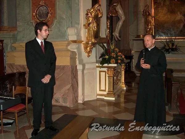 rotunda 2006 09