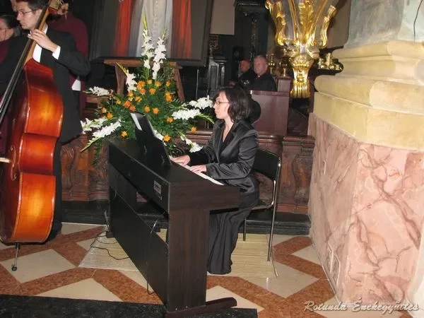 rotunda 2006 09