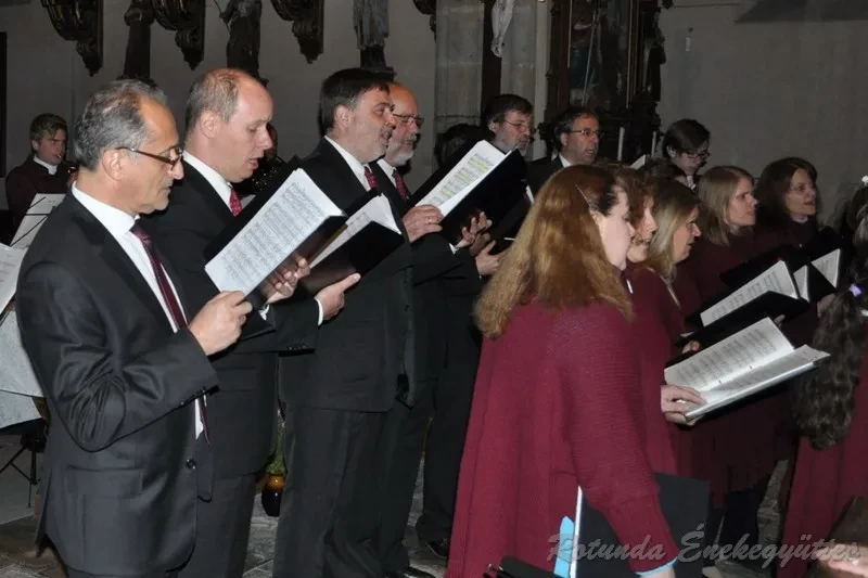 2016 44